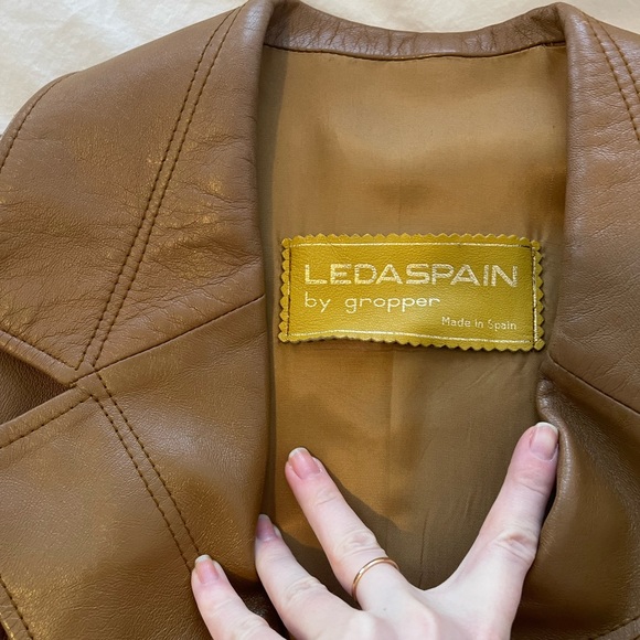 Vintage 100% Leather Coat - Picture 5 of 14